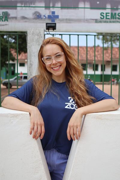 Retrato de Marina Monteguti Savi, que é um voluntário da ONG Zoé.